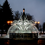 Иллюминация фонтана в Нижегородском кремле