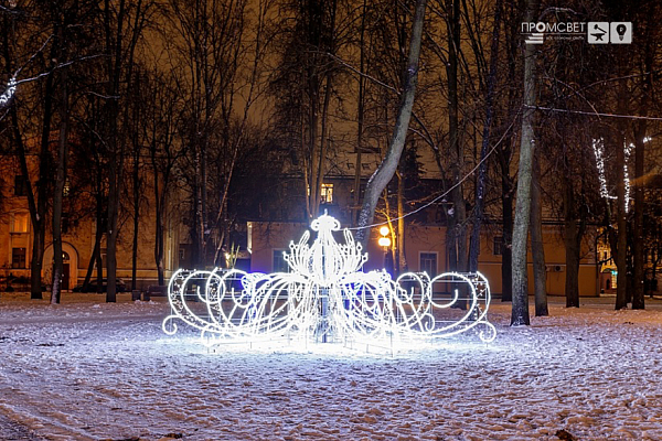 Новогодняя иллюминация в Пскове Фонтан декабрь 2020